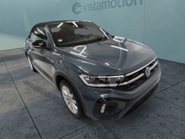 Blau Gebraucht 2024 VW T-Roc Cabriolet R-line Cabrio | 36.640 € (Fairer Preis) - Bild 1/2