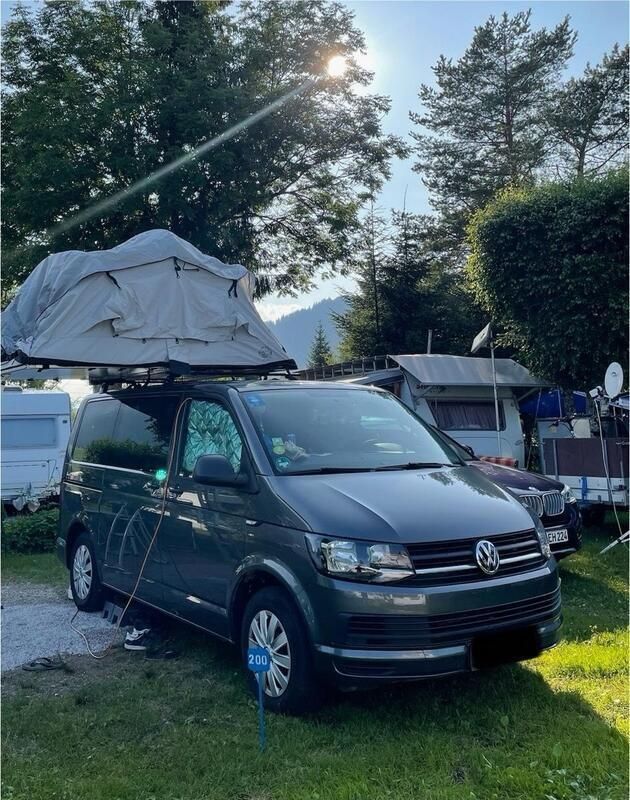 Grau Gebraucht 2015 VW T6 Van | 27.500 € (Etwas zu teuer) - Bild 1/4