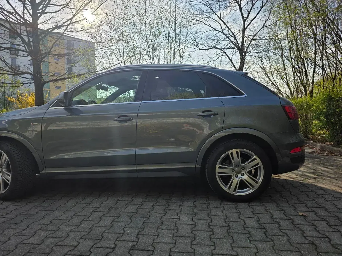Gebraucht Audi Q3 S-Line 179 PS (131 kW) 2016 Grau SUV