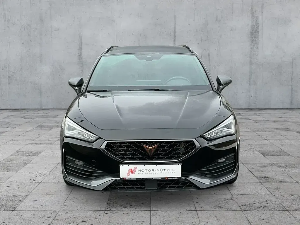 Gebraucht Cupra Leon VZ 300 PS (220 kW) 2024 Mitternachtsschwarz Kombi