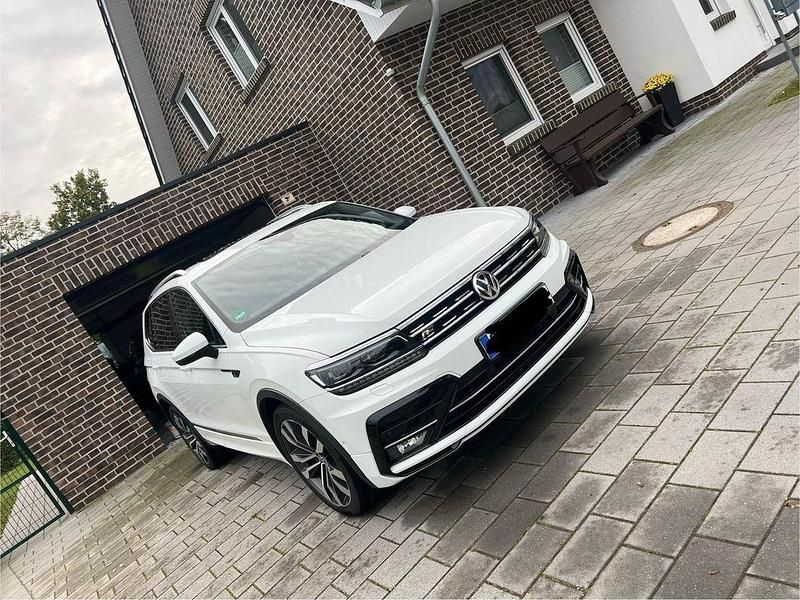 Weiß Gebraucht 2018 VW Tiguan Allspace SUV | 22.999 € (Superpreis) - Bild 1/4