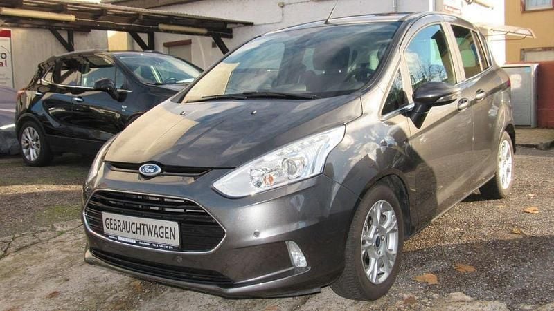 Grau Gebraucht 2017 Ford B-MAX Titanium Van / Kleinbus | 14.500 € (Etwas zu teuer) - Bild 1/4