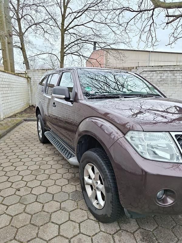 Gebraucht Nissan Pathfinder 190 PS (139 kW) 2013 Braun SUV