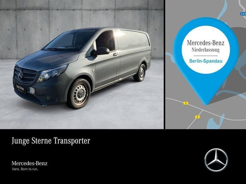 Grau Gebraucht 2022 Mercedes Vito Van / Kleinbus | 32.118 € (Etwas zu teuer) - Bild 1/4