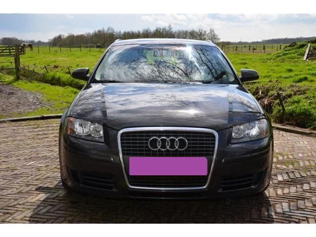 Gebraucht Audi A3 Sportback 105 PS (77 kW) 2005 Schwarz Kleinwagen
