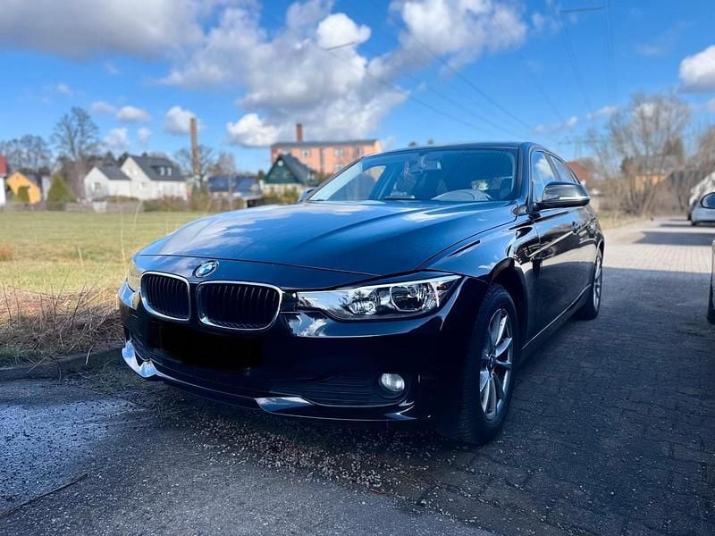 Gebraucht BMW 318 143 PS (105 kW) 2013 Weiß Kombi