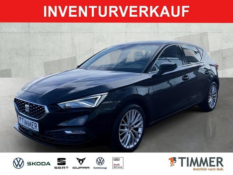 Mitternachtsschwarz Gebraucht 2022 Seat Leon Beats Limousine | 22.380 € (Fairer Preis) - Bild 1/4