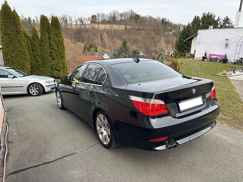 Gebraucht BMW 545 Performance 333 PS (244 kW) 2004 Schwarz Limousine