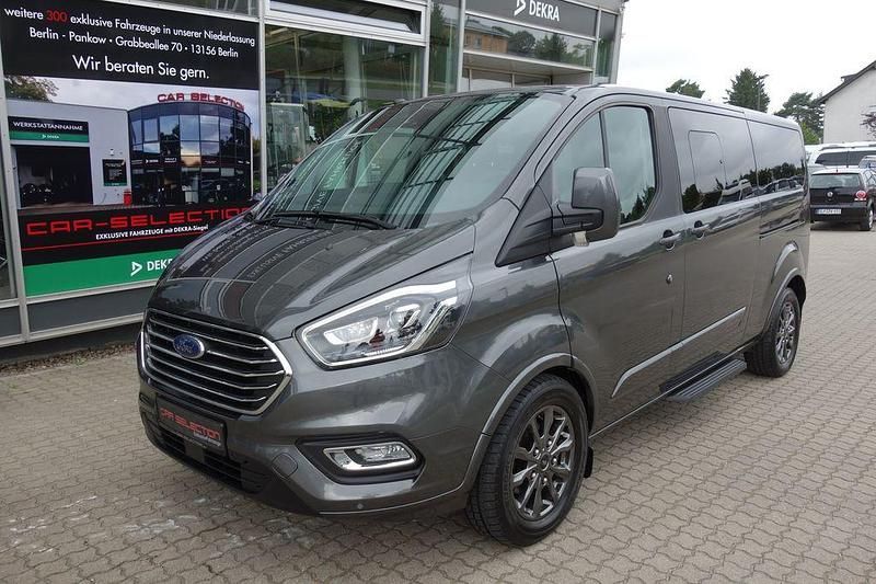 Magnetic Gebraucht 2018 Ford Tourneo Custom Titanium Van / Kleinbus | 33.800 € (Fairer Preis) - Bild 1/4