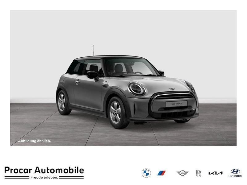 Gebraucht Mini Cooper Essential 136 PS (100 kW) 2022 Moonwalk grey () Kleinwagen