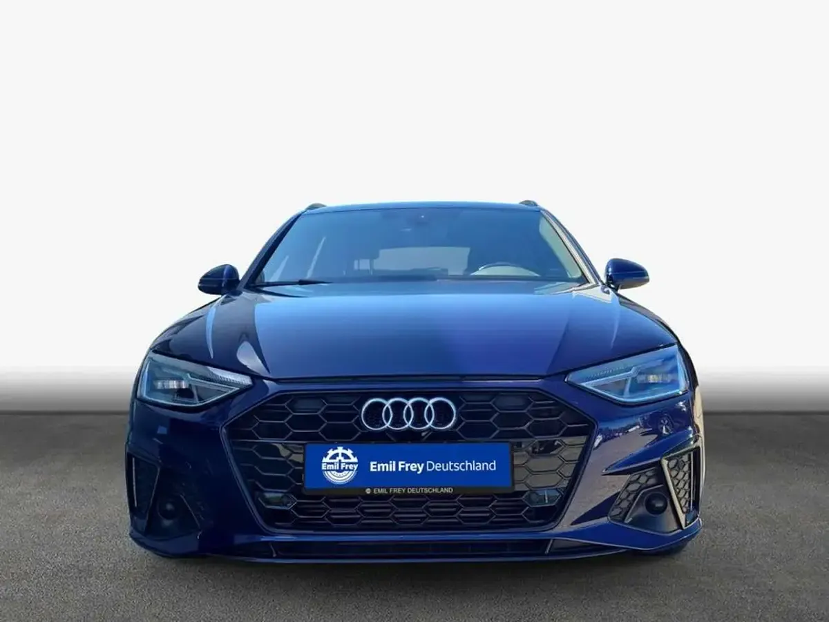 Gebraucht Audi A4 S-Line 150 PS (110 kW) 2023 Navarrablau metallic Kombi