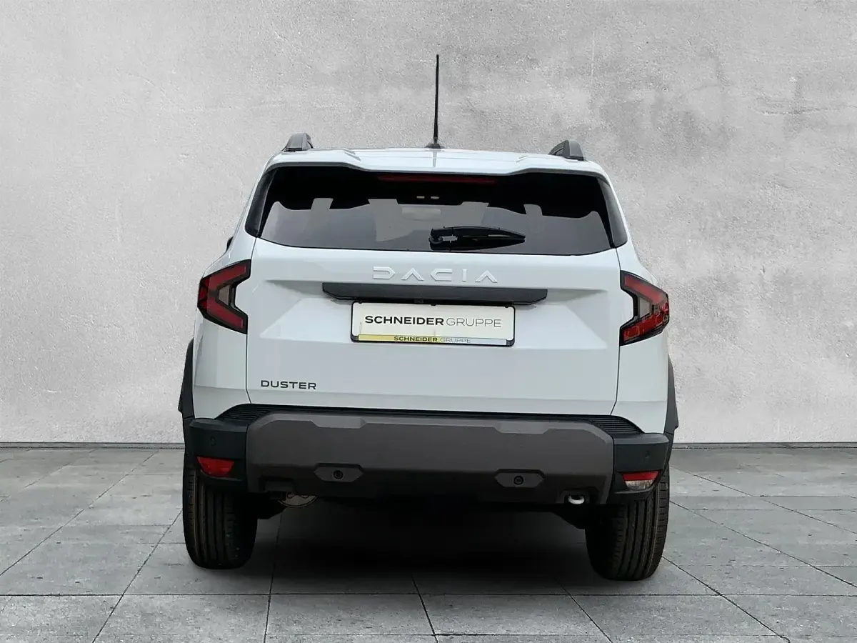 Second-hand Dacia Duster Journey 130 CP (95 kW) 2024 Alb SUV