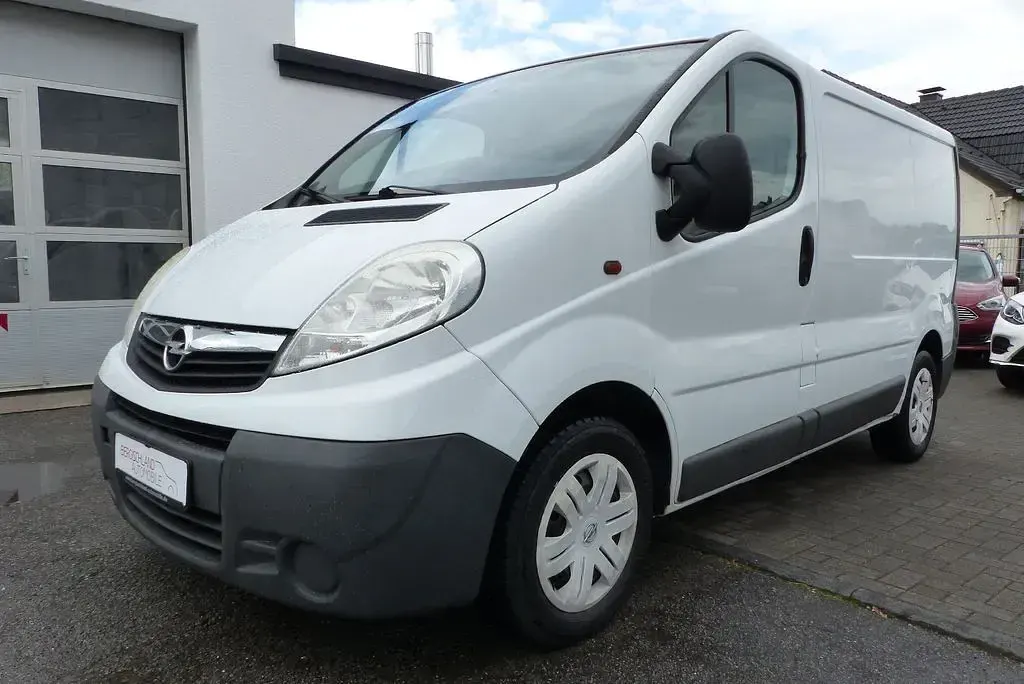 Gebraucht Opel Vivaro 90 PS (66 kW) 2011 Weiß Van / Kleinbus