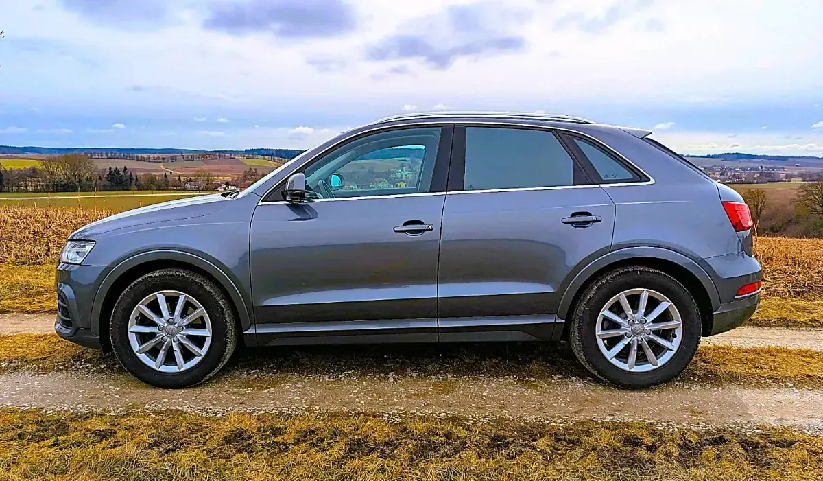 Gebraucht Audi Q3 Design 150 PS (110 kW) 2016 Grau SUV