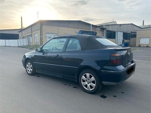 Gebraucht VW Golf Cabriolet 115 PS (84 kW) 2001 Blau Cabrio