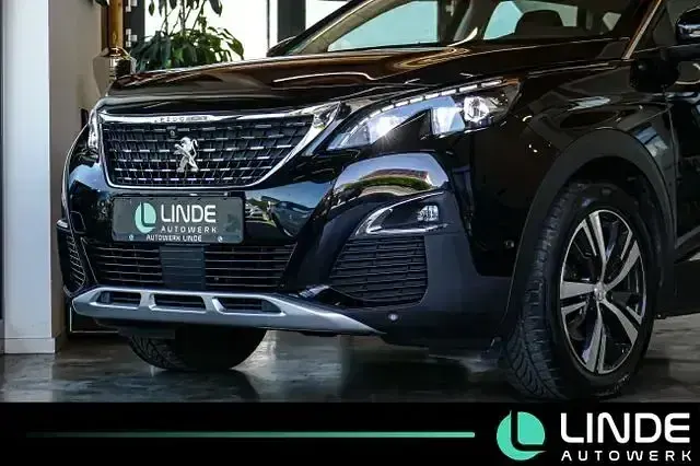 Gebraucht Peugeot 5008 Allure 131 PS (96 kW) 2020 Schwarz SUV
