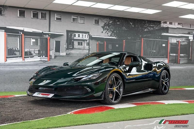 Gebraucht Ferrari 296 829 PS (609 kW) 2022 Grün