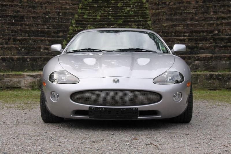Gebraucht Jaguar XKR 396 PS (291 kW) 2003 Silber Coupé