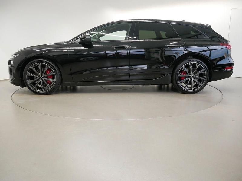 Gebraucht Audi A6 e-tron S-Line 314 kW (428 PS) 2025 Mythosschwarz metallic Kombi