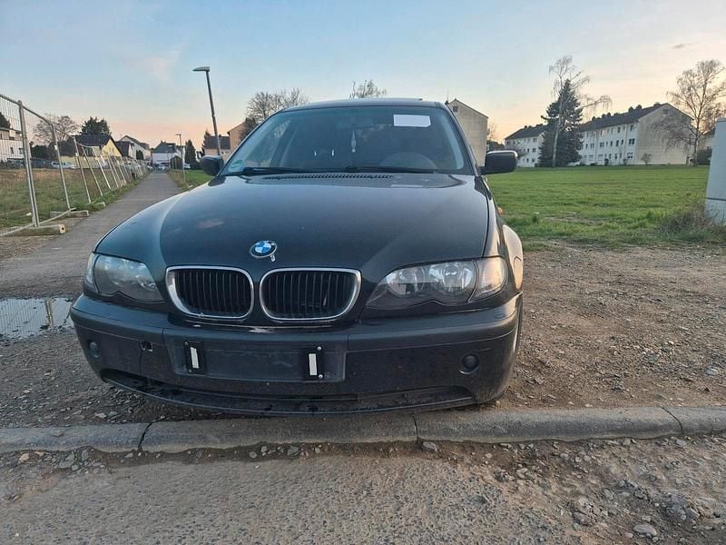 Gebraucht BMW 316 116 PS (85 kW) 2002 Schwarz Limousine