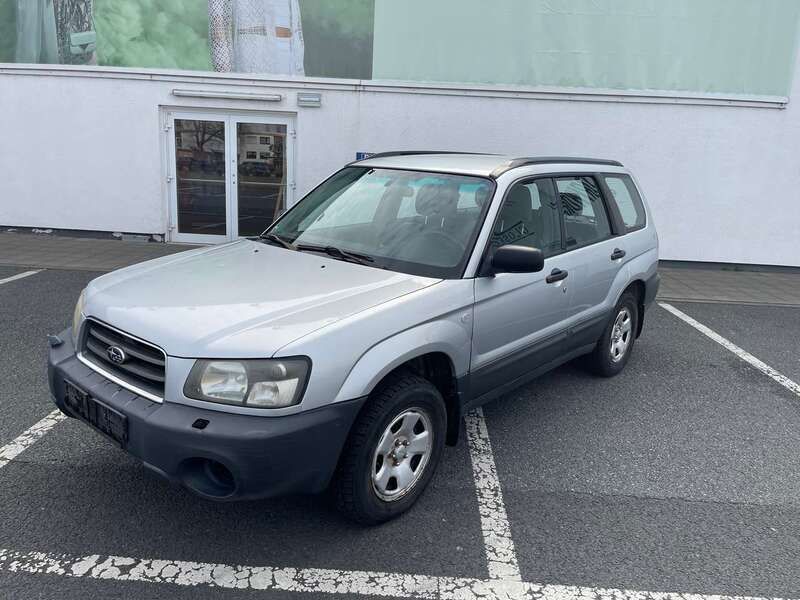 Grau Gebraucht 2004 Subaru Forester Trend SUV | 2.800 € (Fairer Preis) - Bild 1/4