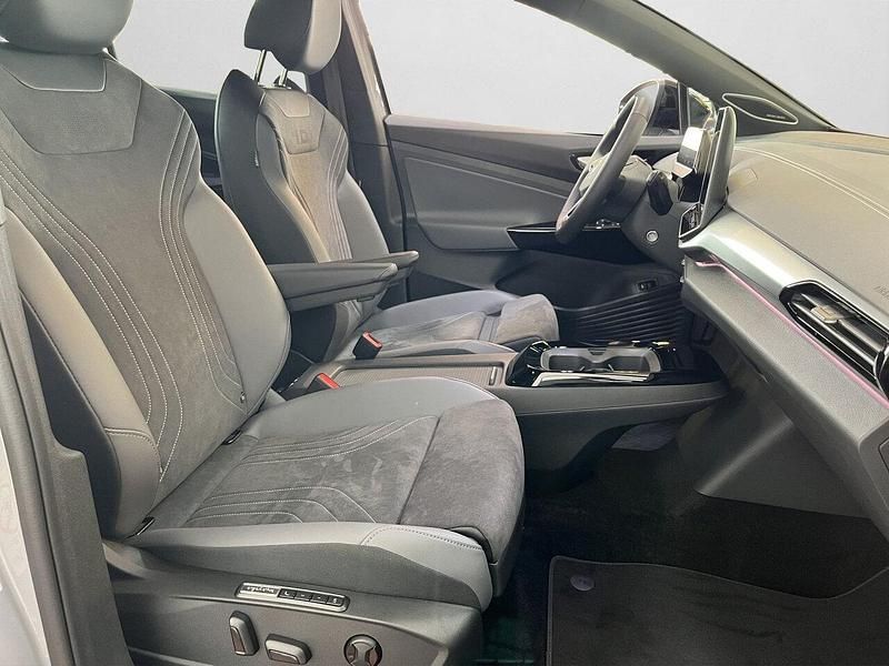 Gebraucht VW ID.4 Pro 210 kW (286 PS) 2025 Mondsteingrau / schwarz SUV