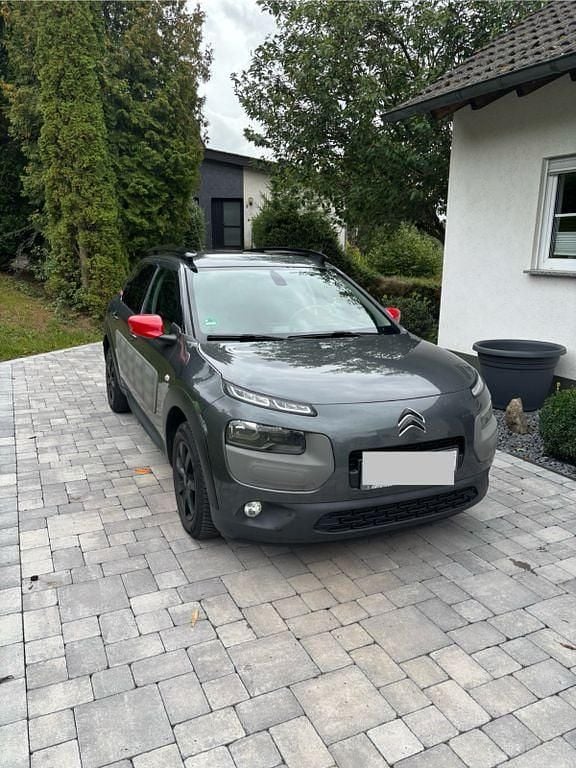 Grau Gebraucht 2014 Citroën C4 Cactus Feel Kleinwagen | 5.700 € (Fairer Preis) - Bild 1/4