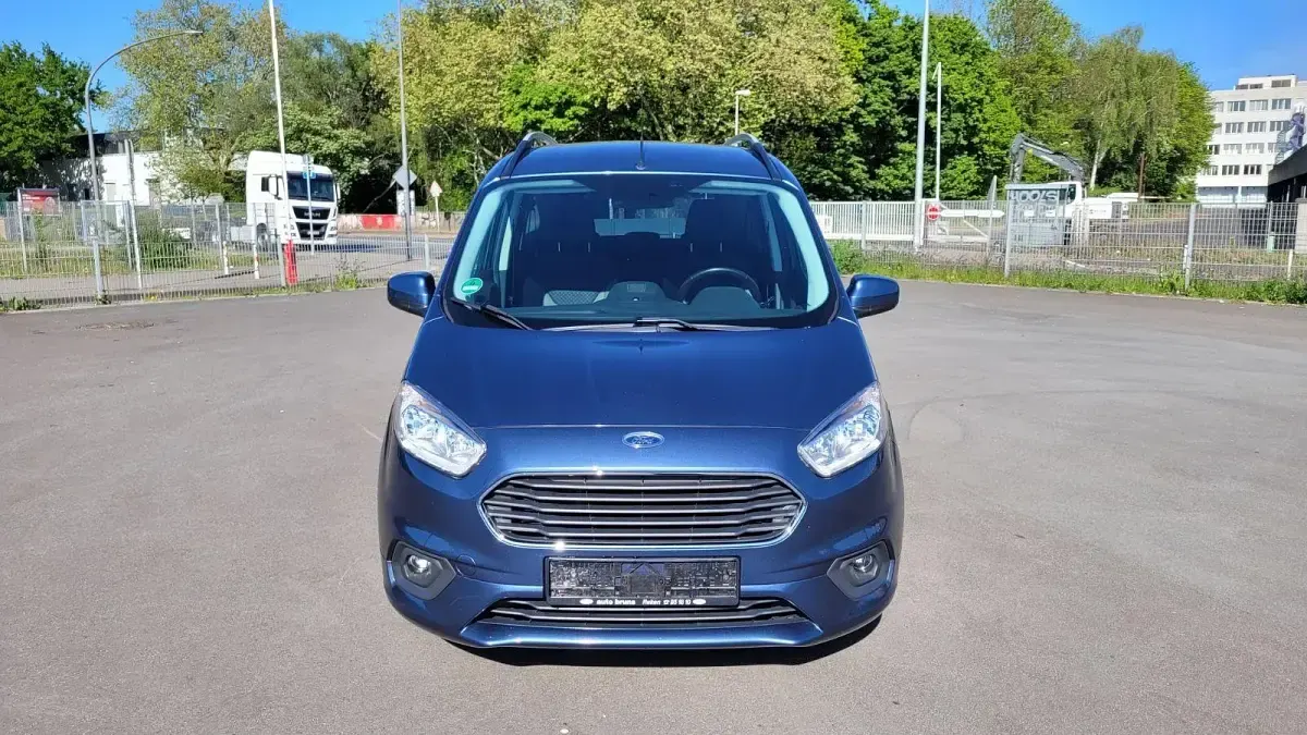 Gebraucht Ford Tourneo Courier Titanium 101 PS (74 kW) 2020 Other Van / Kleinbus