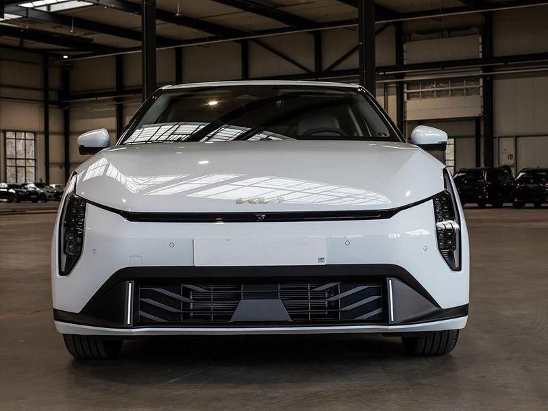 Neu Kia EV4 Earth 150 kW (204 PS) 2026 Weiß Limousine