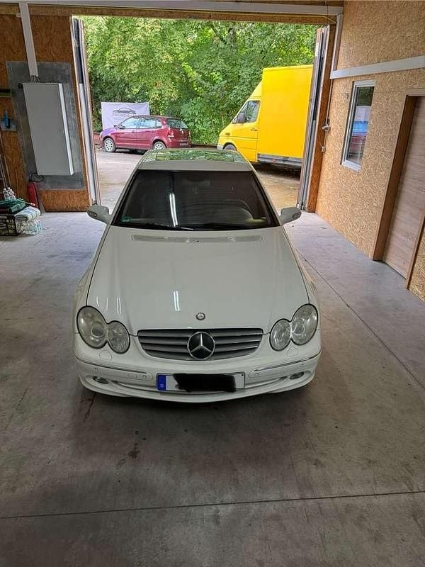 Gebraucht Mercedes CLK320 Elegance 218 PS (160 kW) 2002 Coupé