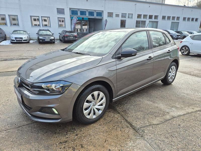 Grau Gebraucht 2018 VW Polo Limousine | 11.990 € (Fairer Preis) - Bild 1/4