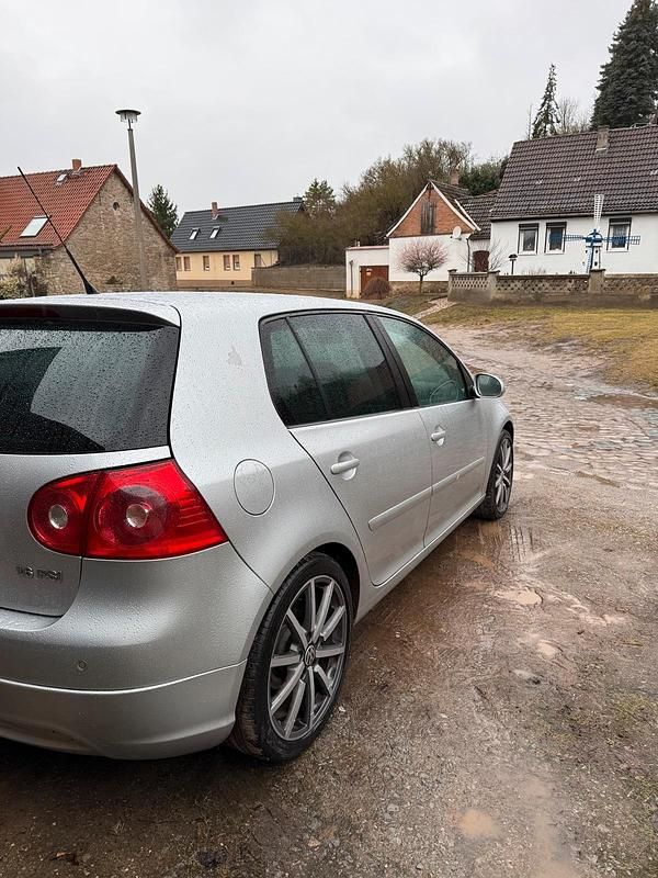 Gebraucht VW Golf V 115 PS (84 kW) 2007 Silber Limousine