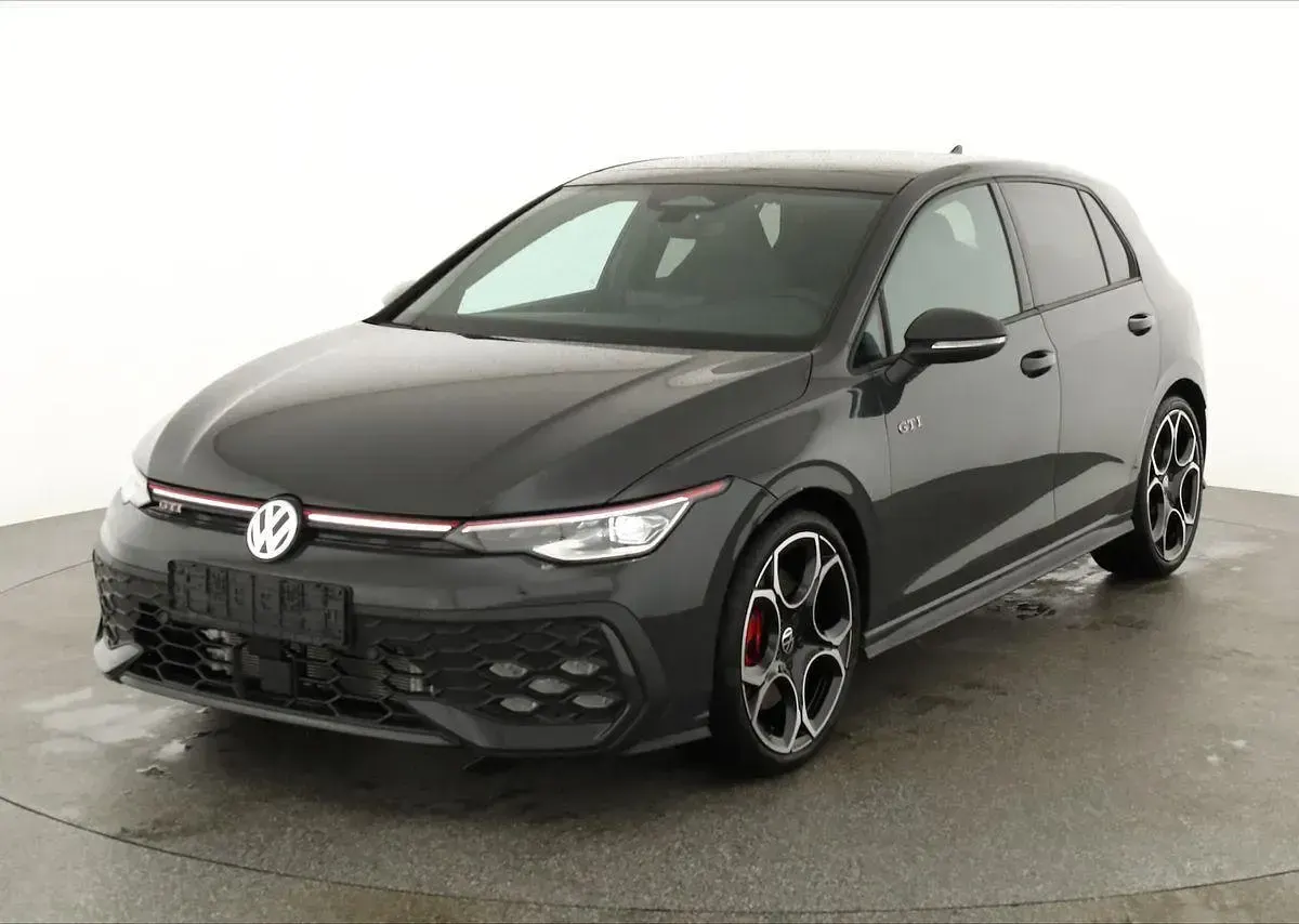 Gebraucht VW Golf VIII GTI 265 PS (194 kW) 2026 Limousine