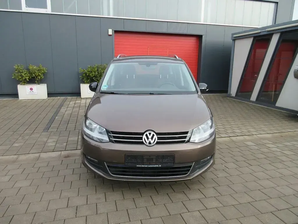 Gebraucht VW Sharan Style 150 PS (110 kW) 2011 Braun Van / Kleinbus
