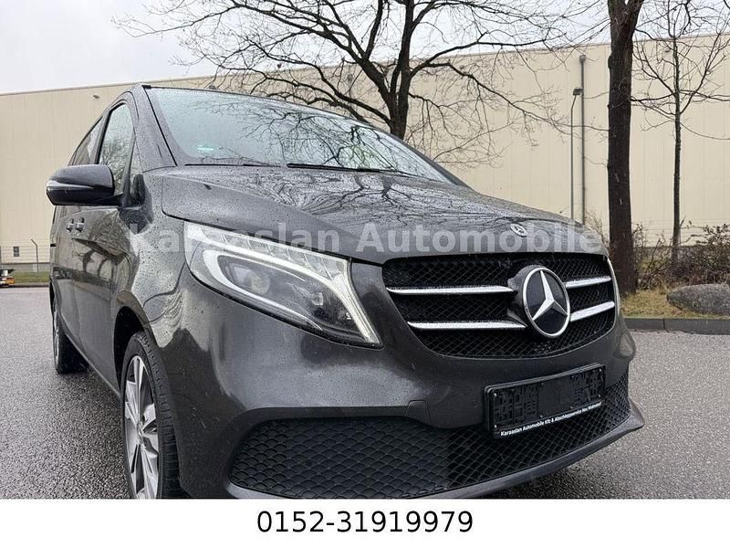 Gebraucht Mercedes V300 Edition 237 PS (174 kW) 2022 Grau Van / Kleinbus
