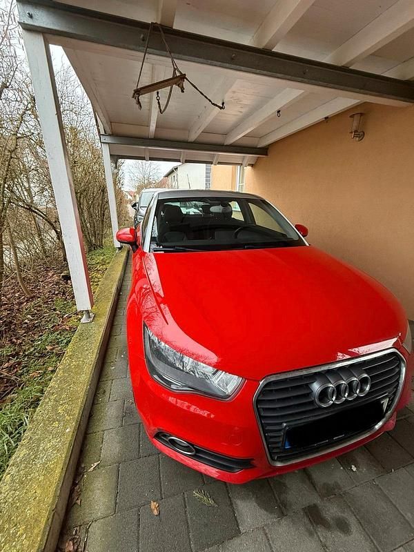 Gebraucht Audi A1 86 PS (63 kW) 2013 Rot Kleinwagen