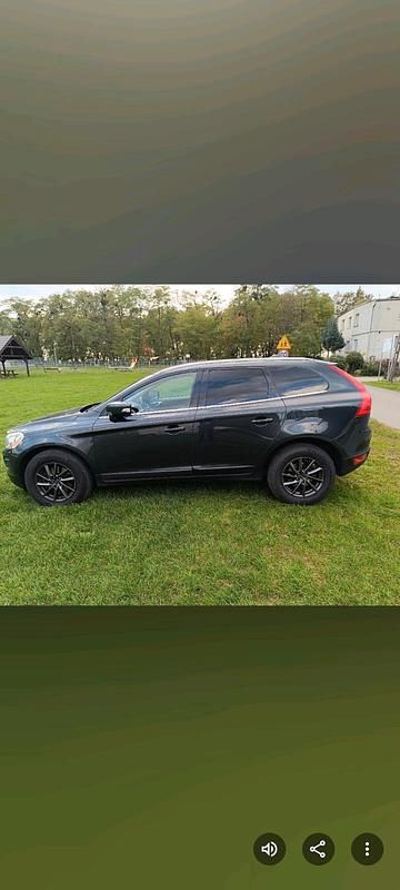 Gebraucht Volvo XC60 163 PS (119 kW) 2022 Schwarz SUV