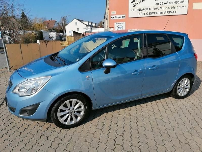 Gebraucht Opel Meriva Active 140 PS (102 kW) 2013 Blau Van / Kleinbus