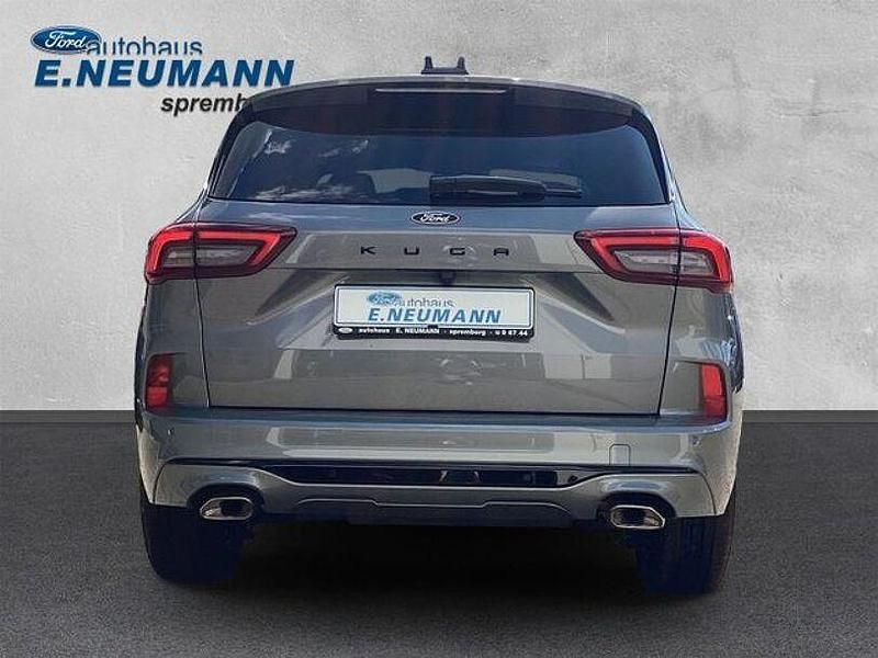 Gebraucht Ford Kuga ST-Line 186 PS (136 kW) 2024 Solarsilber SUV