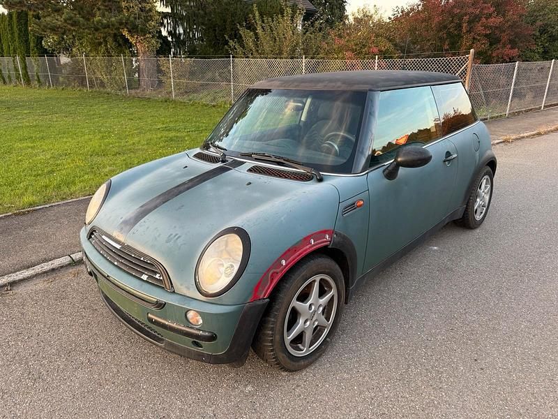 Grün Gebraucht 2002 Mini Cooper Coupé Coupé | 950 € (Guter Preis) - Bild 1/4