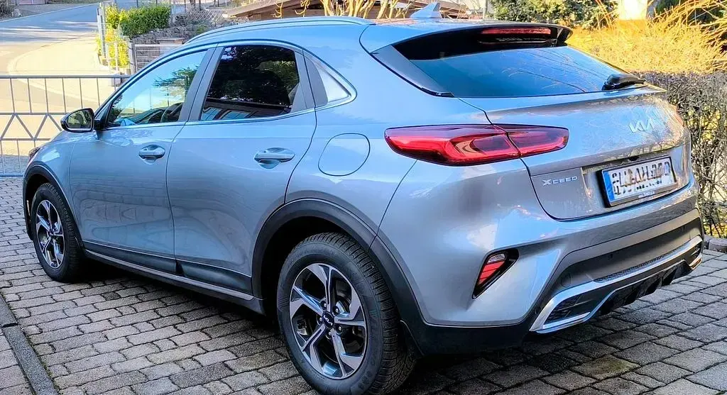 Gebraucht Kia XCeed Vision 150 PS (110 kW) 2025 Grau SUV