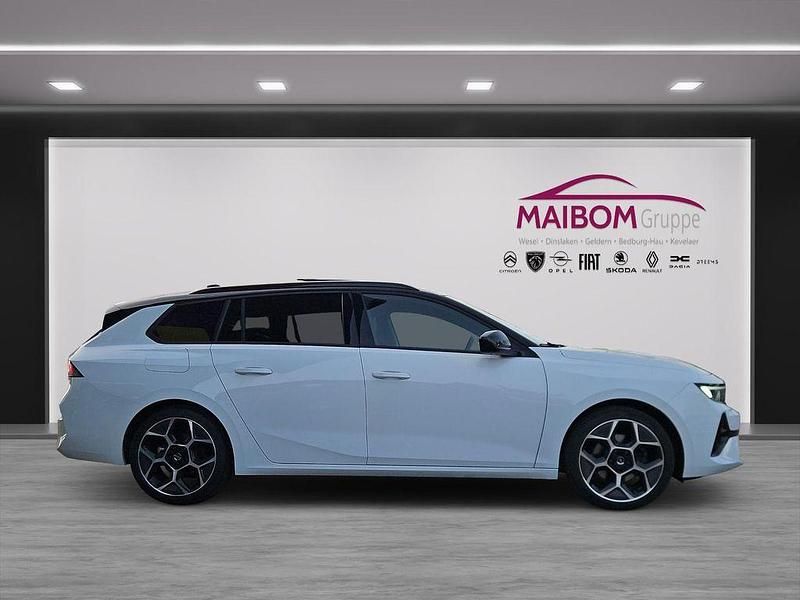 Gebraucht Opel Astra Ultimate 131 PS (96 kW) 2024 Lack weiss banquise/typ aussen Kombi