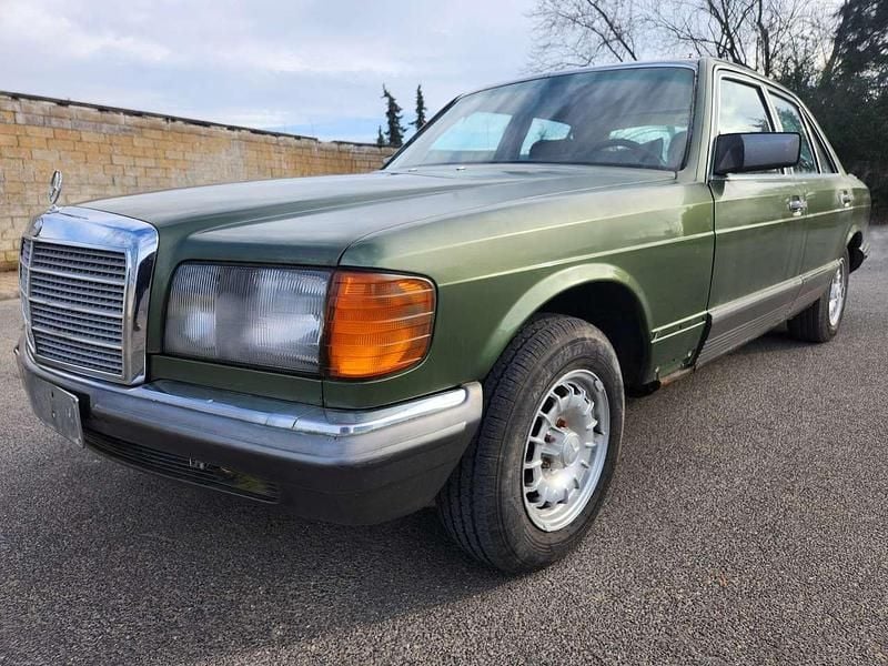Grün Gebraucht 1980 Mercedes 280 SE Limousine | 1.999 € - Bild 1/4