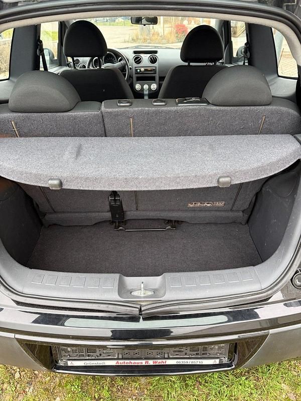 Gebraucht Mitsubishi Colt Invite 75 PS (55 kW) 2006 Schwarz Kleinwagen