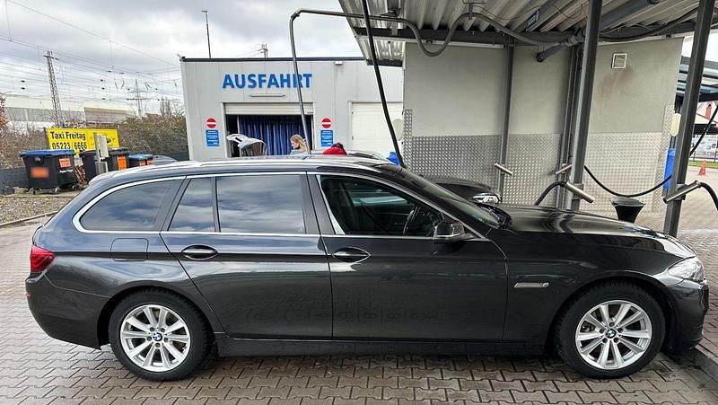 Gebraucht BMW 525 218 PS (160 kW) 2016 Grau Kombi