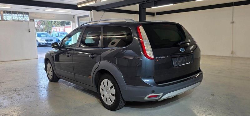 Gebraucht Ford Focus Style 101 PS (74 kW) 2009 Grau Kombi