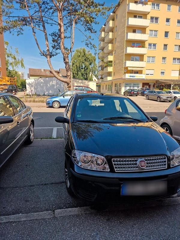Schwarz Gebraucht 2009 Fiat Punto Kleinwagen | 1.100 € (Superpreis) - Bild 1/4