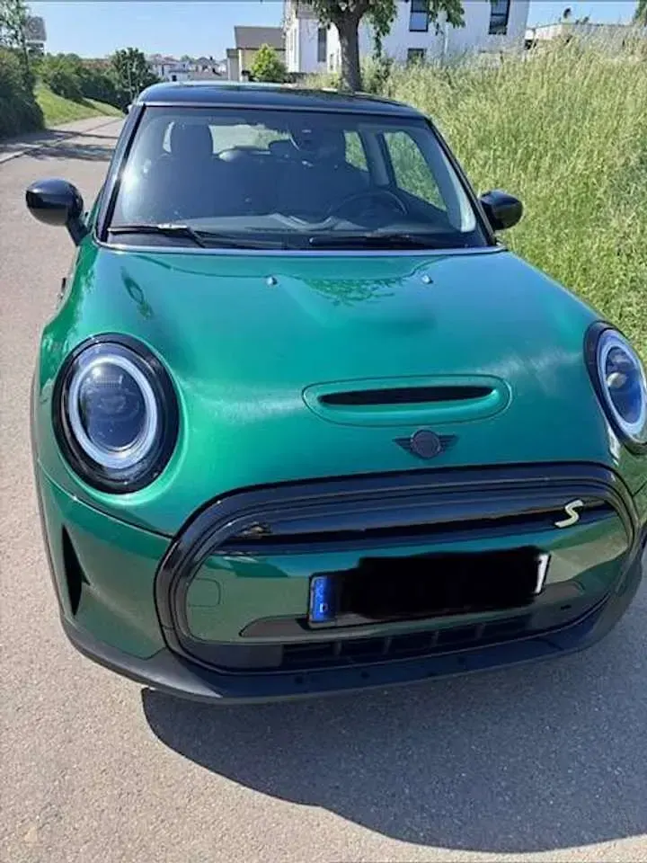Gebraucht Mini Cooper SE Classic 135 kW (184 PS) 2022 Grün Kleinwagen