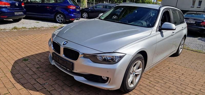 Silber Gebraucht 2014 BMW 320 Kombi | 5.200 € (Superpreis) - Bild 1/4