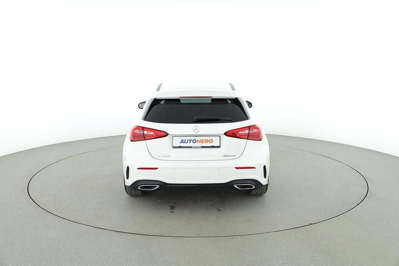 Gebraucht Mercedes A250 AMG line 224 PS (164 kW) 2019 Weiß Limousine
